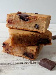 Chocolate Chip Bean Blondies Weekly Recap Recipe Dessert Recipes Delicious Desserts Healthy Dessert Recipes