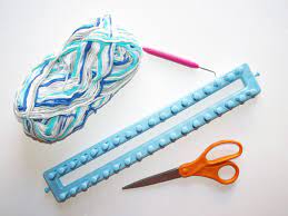 I'm trying out a new tripod and it. Loom Knit Scarf Tutorial Easy Beginner Project With Video