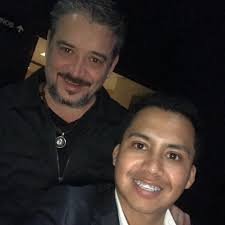 Eric Courtois's Instagram, Twitter & Facebook