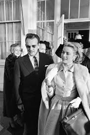 I follow you back from the awesome princess. Grace Kelly Prince Rainier Photos From The Wedding Of The Century