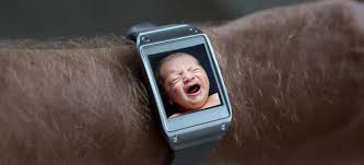 The s5 will vibrate and alert the parent. El Samsung Galaxy S5 Incorpora Un Detector De Llanto Del Bebe Para Avisar Al Reloj Gear