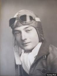 WWII Fighter Ace 'Fritz' Payne Dies, Fought at Guadalcanal