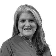 Sonja Everett's Instagram, Twitter & Facebook