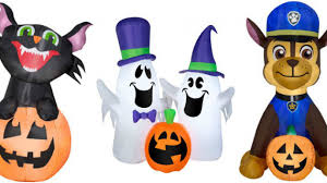 When choosing halloween yard inflatables, keep the following considerations in mind theme: Inflatable Halloween Decorations From 19 98 Walmart Ca