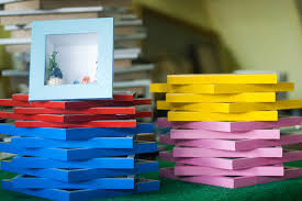 Jual bingkai foto kayu minimalis, custom, pigura grosir, jual frame dari kayu Pigura Foto Pigura Lukisan Pigura Kaligrafi Bingkai Piagam Grosir Pigura Surabaya Jual Pigura Scrapbook Jual Bingkai Poster Jual Frame Foto Minimalis Distributor Pigura Jual Kaligrafi Jual Lukisan Murah Hubungi 0857 3133 6051