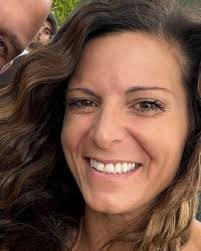 Amanda Breeden's Instagram, Twitter & Facebook