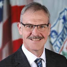 Sean Mabin's Instagram, Twitter & Facebook