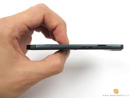 Samsung U100 review: Razor sharp ...