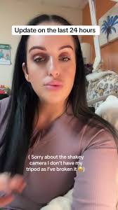 Destinee Garrett's Instagram, Twitter & Facebook