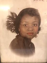 Photo of Emma Wilson and photo of her 3 oldest children.