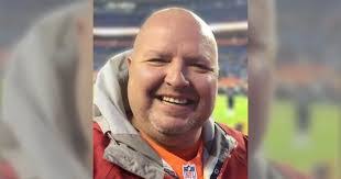 Walter Chamberlain's Instagram, Twitter & Facebook