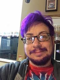 The acidity of the vinegar can help to strip the purple / blue / green dye from your hair without damaging your scalp. What Do You Think Of Purple Hair Quora