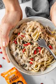 Recette De Pates Sauce Alfredo Et Champignons Funky Veggie Recette Sauce Pour Pates Bon Plat Plats De Pates