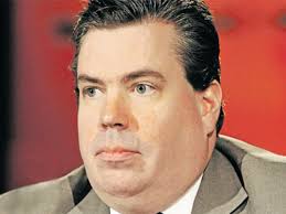 Jeffrey Currie, Goldman Sachs's global commodities research head, called  gold crash right