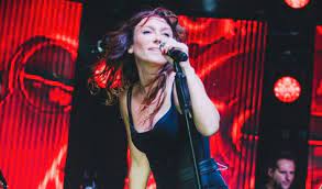 Rúzsa magdolna billentyűs hangszerek, vokál: Ruzsa Magdi Koncert Jegy Hu