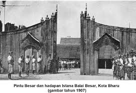 Crowned at istana balai besar, kota bharu, 30th march 1980. Pintu Besar Sayangi Bahasa Kelantan Kayonyo Bahso Kito Facebook