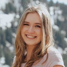 Hannah Sheppard's Instagram, Twitter & Facebook