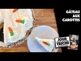 Voici Un Gateau Qui Sera Parfait Pour Votre Table A Paques La Creme Fouettee Au Fromage A La Creme Est Moins Sucree Que Le Glacage Traditionnel Au Beurre Ce Qu