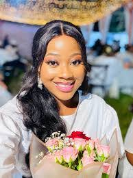 Oluchi Ike's Instagram, Twitter & Facebook