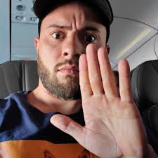 Last week i said i had a HUGE ANNOUNCEMENT to make well here it is... WE'RE  BACK!!! After nearly 20 years, the Wayans brothers are finally going to  give the fans what