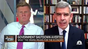 Cracks in the Economic Indicators Are Starting to Emerge - YouTube