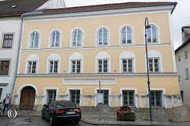 @braunau_am_inn's account is temporarily unavailable because it violates the twitter media policy. Adolf Hitler S Birthplace In Braunau Am Inn Austria Landmarkscout