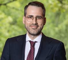 Daniel Bias's Instagram, Twitter & Facebook