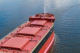 航運 （ shipping ）表示透過海上運輸和 空中運輸 等方式來運送人或 貨物 。 15世紀以來航運業的蓬勃發展，使得人類得以橫跨來往洲與洲之間，人力、貨物大量流通，極大的改變了社會與自然景觀。 Nuriaajcltrxbm
