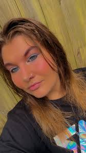 Identical Twins and Preposition Usage in English