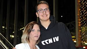 Die goodbye dannis tochter joelina (20) hat schon eine ganz klare meinung von ennesto! Danni Buchners Sohn Wird 18 Er Sieht Aus Wie Sein Vater
