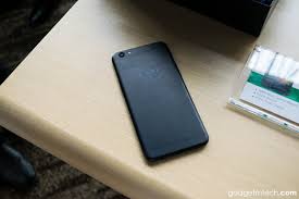 The oppo r9s was first launched with gold and rose gold as the standard colour. Oppo R9s Black Edition Officially Launched In Malaysia Gadgetmtech