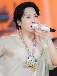 j-hope Live @ Lollapalooza Berlin 2025 Follow @jung.hoseok For More!  #HOBIPALOOZA #HOBIPALOOZA2025 #jhopeAtLollapaloozaBerlin