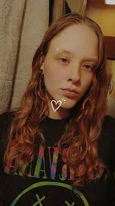 I've never been told I look like anyone! Let me know!!