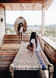 Epingle Par Mia Anaya Sur Girl Gang Maison De Vacances Maisons Californiennes Terrasse