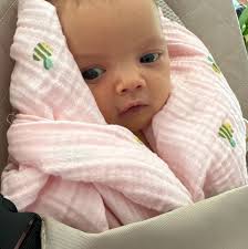 Nicole Espinosa updated her profile picture.