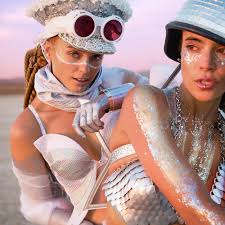 Plus size brands like dolls kill. Dolls Kill The Nasty Gal For People Too Cool For Nasty Gal Goes Mainstream Racked