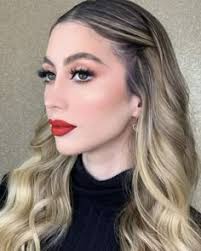 Eva Freitas (evanirefreiitas)