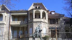 How unique is the name tatoi? Old Palace Artefacts Pose Big Headache For Greek Culture Ministry Neos Kosmos