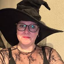 With virgin media,sick to death of a bad Internet signal. Need a reliable  new provider please. Unity crescent ol103dw?