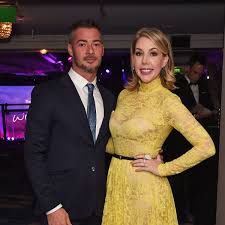 Katherine ryan glitter room performed at the lowry on 22 march and is on tour nationally until 14 april 2018. Katherine Ryan To Wed First Love After Reconnecting During Who Do You Think You Are Mirror Online