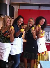 Comunque sono squisiti, troppo buoni, filanti!!! Come Fare Il Perfetto Crocche Di Patate Napoletano In Casa Bicie Magnate O Panzarotto Luciano Pignataro Wine Blog