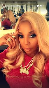 Mary j blige hairstyles 90s. Mary J Blige Defies Her Age As She Stuns Sporting Blonde Hair In These New Photos