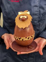 L Oeuf De Paques Cro Magnon Chocolat Paques Chocolat Oeufs De Paques Chocolat