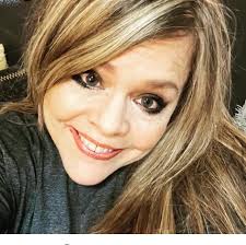 Who can do affordable body work and paint my car in Sulphur-Carlyss?