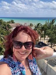 Expedia Cruises Location Receives Diamond Trophy for Outstanding Performance