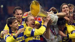 News, die nächsten spiele und die letzten begegnungen von ac parma sowie die zuletzt eingesetzen spieler. Parma Trophies Won By Bankrupt Former Serie A Club Up For Auction Bbc Sport