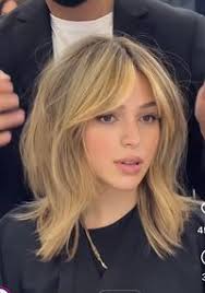 Elena Hebert (elenahebert)