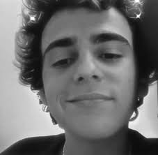 𝐭𝐞𝐞𝐧 𝐫𝐨𝐦𝐚𝐧𝐜𝐞.