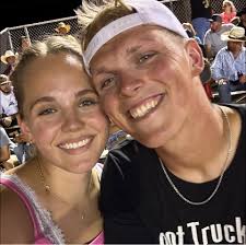 Should I start Rashee Rice or Stefon Diggs in fantasy football this week?