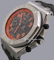 This is a popular, sought after model by timepiece collectors worldwide. Audemars Piguet Royal Oak Offshore Volcano Image 2